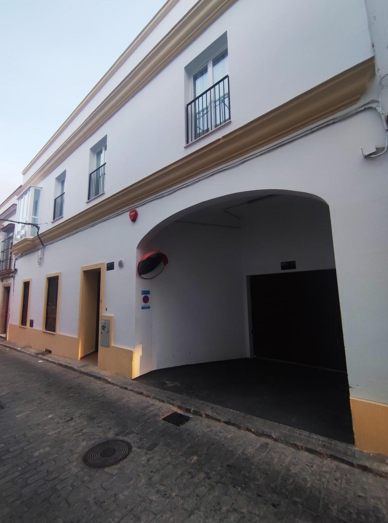 Апартаменты Sherry Iv Parking Gratuito